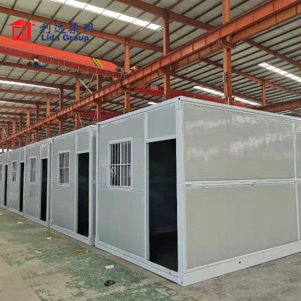 China Prefabricated Flat Pack 20 FT Sandwich Panel Office Container ...